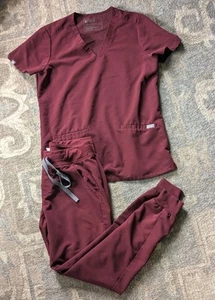 FIGS Technical Collection Womens Scrub Set Size XS Burgundy Jogger 26" Inseam - Picture 1 of 15