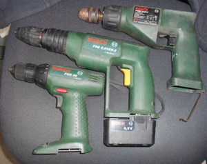3 St Bosch AkkuSchrauber ; 2 x PSB 2gang und Schlag ;1 x PSR + 1 x Ladegerät 7,2 - Bild 1 von 5