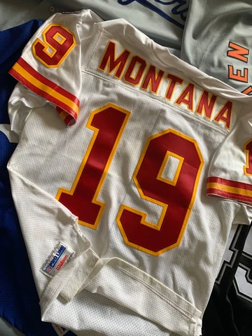 Joe Montana Kansas City Chiefs Wilson Jersey 48 Cover