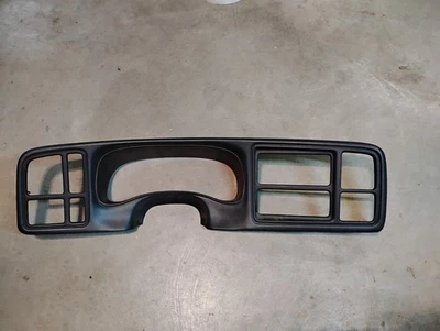 1999-2002 CHEVY GMC 1500 TRUCK GAUGE CLUSTER BEZEL BLACK - Image 1 of 3