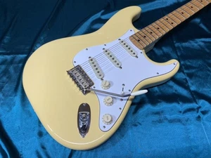 Fender Japan ST-YJM Yngwie Malmsteen Signature Gutiar elettrico [AUTH] - Foto 1 di 9