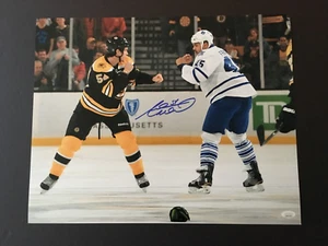 ADAM MCQUAID AUTOGRAPHED 16 x 20 FIGHTING PHOTO  J.S.A. - Picture 1 of 5