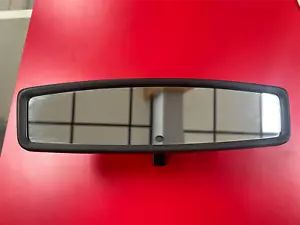 2010-2018 GMC SIERRA/CHEVY SILVERADO/TAHOE REARVIEW MIRROR GM 13581082 OEM - Picture 1 of 11