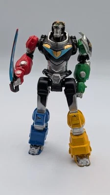 Figura de acción Posable Playmates Voltron Legendary Defender 5,5" con Espada 2017  Foto 1 de 4