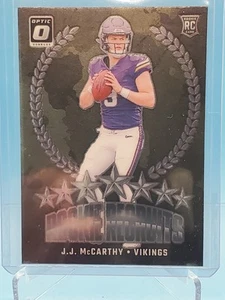 2024 Donruss Optic J.J. McCarthy Rookie Recruits Minnesota Vikings #11 - Picture 1 of 2