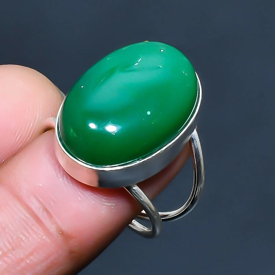 Anillo de joyería de piedras preciosas hecho a mano de ónix verde talla 6,5 de EE. UU. Foto 1 de 1
