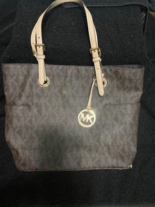 Michael Kors Jet Set Travel Top Zip Signature Monogram Tote Handbag for Women - Picture 1 of 5