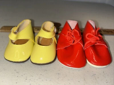 Par De Zapatos Muñeca Niña De Colección Nuevo De Lote Antiguo Rojo, Amarillo Botón Encaje Americano Raro  Foto 1 de 4