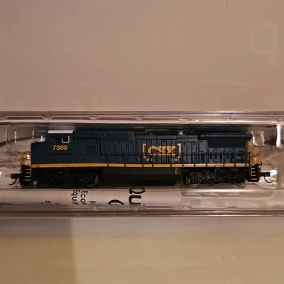 Bachmann 67353 N GE Dash 8-40CW Economi DCC Sound Value CSX Transportation 7369 - Image 1 of 2