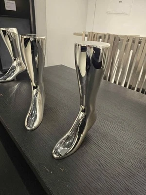 3 piezas.  Maniquí de exhibición de tienda/calcetín/calcetín con forma de pierna/pie y medias Foto 1 de 4