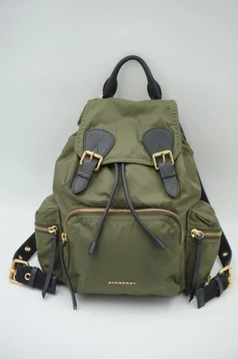 Mochila Burberry Mochila de Lona Verde Oliva Hecha en Italia Foto 1 de 4