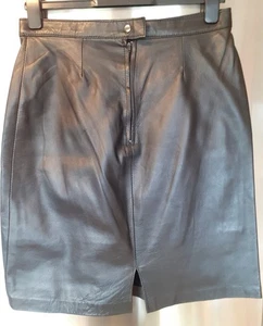 Ladies Vintage black real leather pencil skirt UK14 (W31/25) - Picture 1 of 4