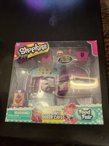 Shopkins Food Fair Cupcake Queen Cafe Spielset Neu im Karton - Bild 1 von 2