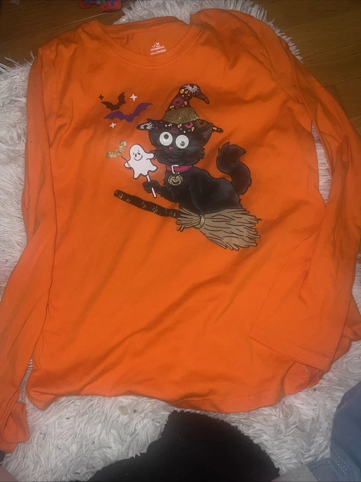 Girls Misc Clothing Size 8/10, 10/12, & 14/16, Lot 22 Pcs, Pjs, T-shirts, & More - Image 1 of 4