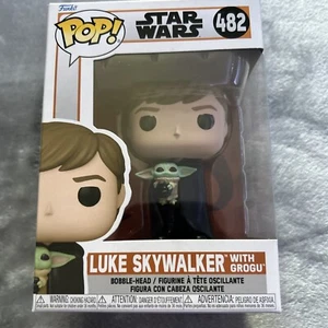 Funko Pop! Vinyl: Star Wars - Luke Skywalker with Grogu #482 - Picture 1 of 6