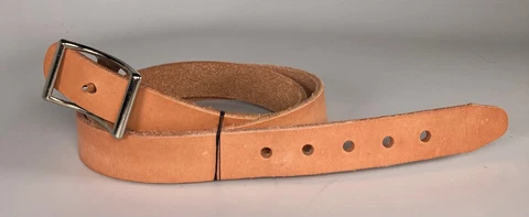#85715 TRUNK STRAP EXTENSION 1" x 40", LEATHER,  W/NICKEL PLATED BUCKLE. NATURAL Cover