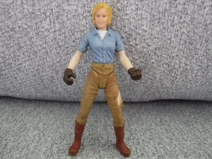 Jurassic Park III AMANDA KIRBY action figure Hasbro 2001 Vintage 3.75" - Picture 1 of 9