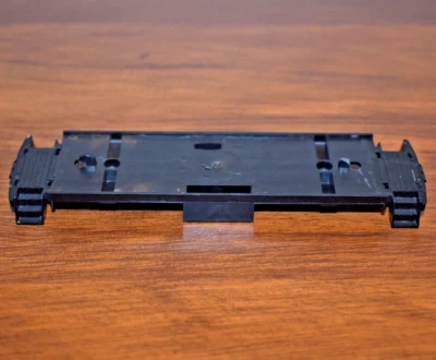 HO Train Chassis for Roco Caboose - Image 1 of 2