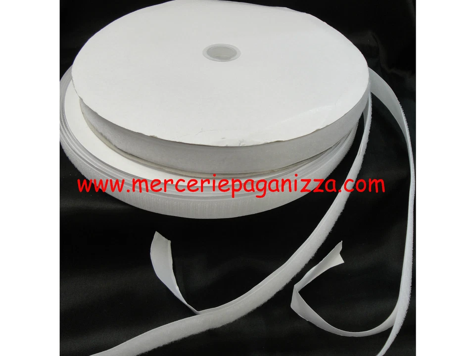 STREEP NASTRO CHIUSURA A STRAPPO DA CM.2 BIANCO "ADESIVO" COMPLETO METRI 1 - Immagine 1 di 1
