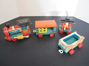 1963 Fisher Price Huffy Puffy Train Pull Toy Wooden Engine Caboose Cars - Picture 1 of 16