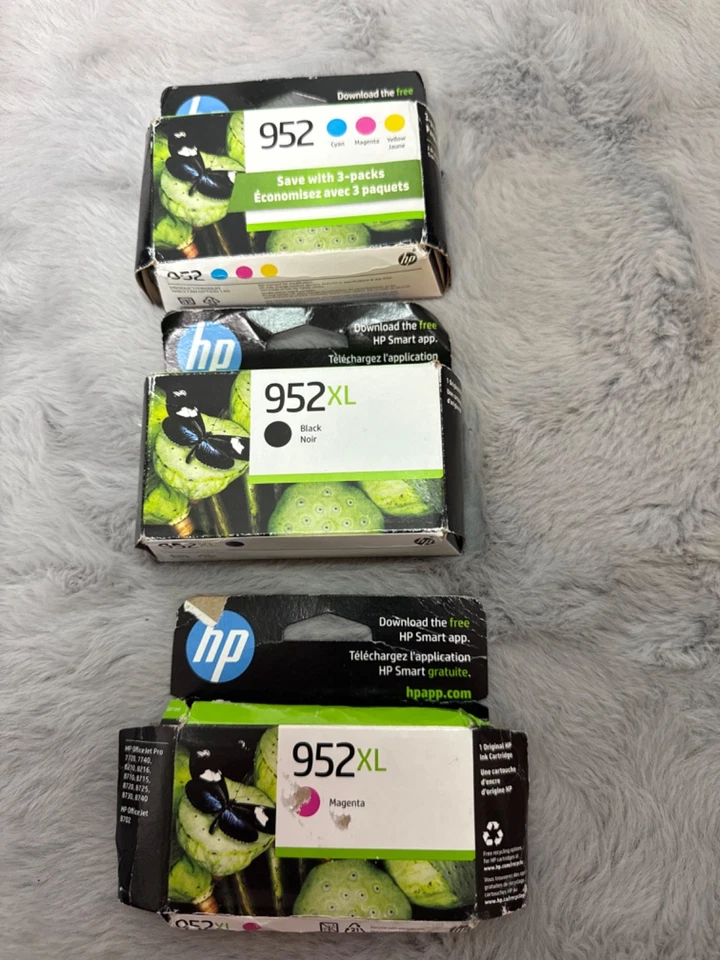 Genuine HP 952XL Black/Color Ink Cartridges for HP 3 Pack  FEB 27 AUG 26 DEC 26 - Image 1 of 2