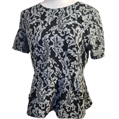 NUEVO CON ETIQUETAS Blusa Ann Taylor Mujer Encaje Peplum Talla PL Negra Gris Oficina Elástica Top Foto 1 de 4