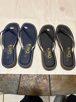 Sandalias chanclas Kino para mujer, 2 pares - azul marino y negro talla 7 Foto 1 de 4