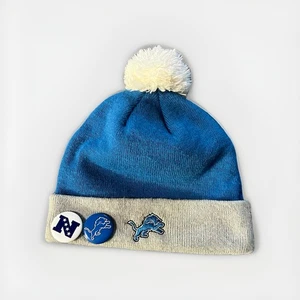 Detroit Lions New Era Sideline NFL Official Pom Knit Beanie NFC Pin Lion Pin - Picture 1 of 5