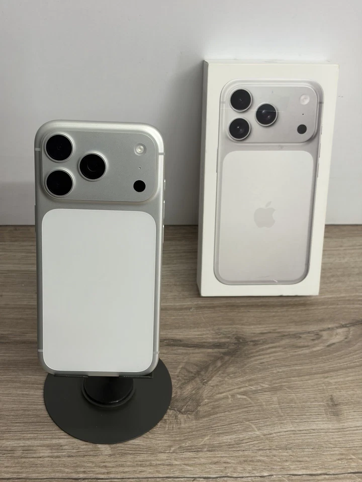 Apple iPhone 17 Pro 5G 256GB 6,3" Nuovo   Argento silver Garanzia Europa - Immagine 1 di 4