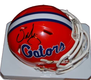 URBAN MEYER signed (FLORIDA GATORS) mini football helmet BECKETT BAS BU41238 - Picture 1 of 2