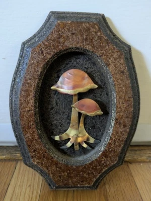 Arte de pared vintage de latón con hongos 8x6 marrón placa ovalada artesanía de metal Foto 1 de 4