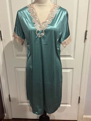 Women Short Sleeve Silky Thin Nightgown Blue Teal Sz L/XL (36"Lx20"W) - Image 1 of 4