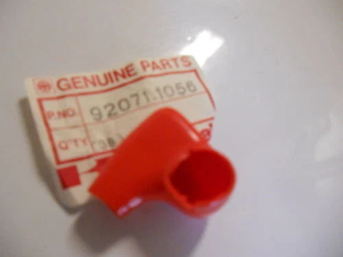 Nuevo de Lote Antiguo 1983 Kawasaki GPz305 EX305 Interruptor Ojal PN:92071-1056 Foto 1 de 1