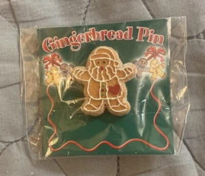 Weihnachten Lebkuchen Santa Urlaub 1,25" Pin Schmetterling Rückseite versiegelt - Bild 1 von 2