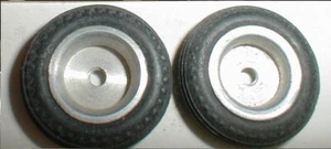 1  Pr Straight Tread RUBBER 13/16" X 3/16" Tire & Wheels 5:40 thread SlotCar NOS - Picture 1 of 5