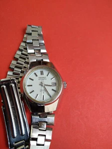 Vintage Seiko 2205-0720 Automatic Hi-Beat Date Ladies Wristwatch_945 - Picture 1 of 11