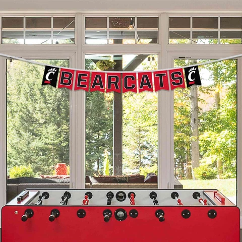 Cincinnati Bearcats Banner Flags On A String Cover