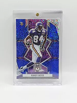 2022 Panini Mosaic Randy Moss Blue Sparkle Prizm Variation SSP Vikings 132 GOAT - Image 1 of 2