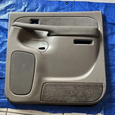 01-02 Chevy GMC 2500HD Crew Cab Right Rear Interior Door Panel - Image 1 of 4