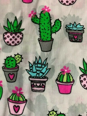 SCRUB TOP SIZE SMALL COLORFUL CACTUS NWT NURSE MEDICAL DENTAL CNA UNIFORM VET S - Image 1 of 4