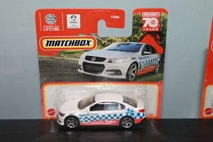 HOLDEN - VF COMMODORE SSV (POLICE AUSTRALIA) - 2013 - MATCHBOX 2023 - SCALA 1/64 - Picture 1 of 5