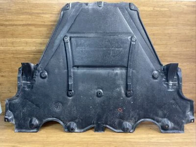 Cubierta protectora trasera debajo de la carrocería Porsche Carrera T 911 2012-2019 *NOTA* OEM Foto 1 de 4