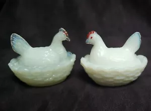 2 platos cubiertos de opalino y vidrio de leche de colección gallinas en nidos 2 3/8" 1 francés - Imagen 1 de 12