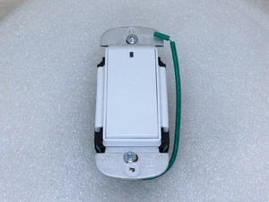 Legrand DCLV2 0-10V Controller/Decorator Dimmer - Picture 1 of 6