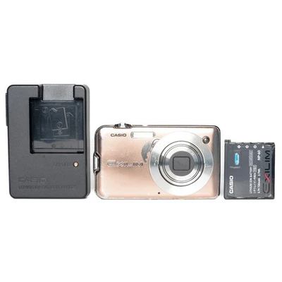 Casio Exilim EX-S12 12.1MP Digital Camera - Gold - FULLY FUNCTIONAL - Image 1 of 4