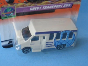 Matchbox Chevy Transporte Aeropuerto Autobús Metro Shuttle Crema Aeropuerto Modelo Coche 70mm - Imagen 1 de 2