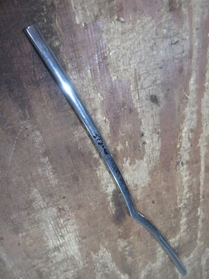 Chevrolet 210 1955-57 4 puertas poste sedán coche exterior puerta trasera cinturón línea moldura DR Foto 1 de 4