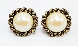 Vintage Signed LES BERNARD Clip Earrings Faux Champagne Pearl Dome Rope 1.25" - Picture 1 of 9