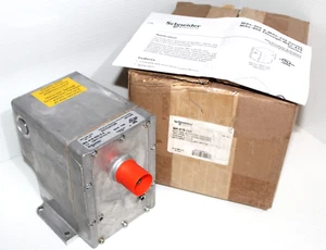 ⭐NUOVO CON SCATOLA⭐ Attuatore ammortizzatore due posizioni SCHNEIDER ELECTRIC MA-418-500 ELECTRIC - Foto 1 di 19