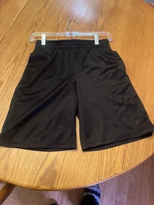 Starter Boys Black Athletic Shorts Lined Elastic Waist Size Large 10-12 Pockets - Picture 1 of 5